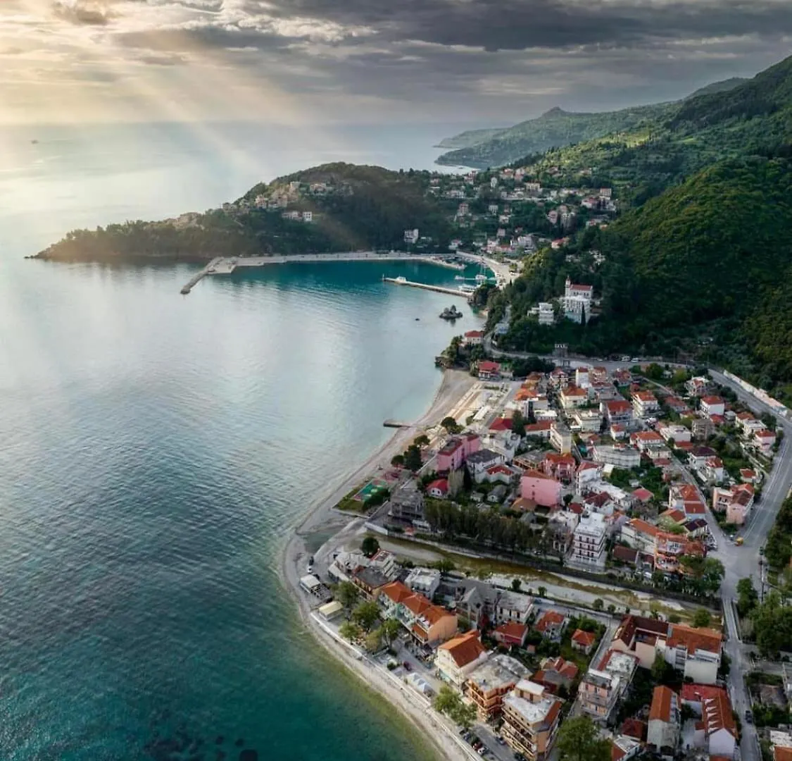 Louisa Studios Poros  Lejlighedshotel Poros (Kefalonia)