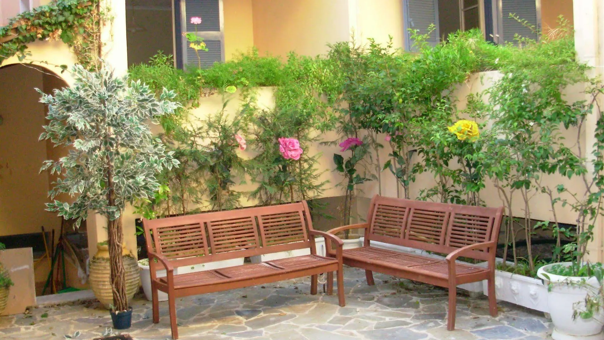 Lejlighedshotel Louisa Studios Poros