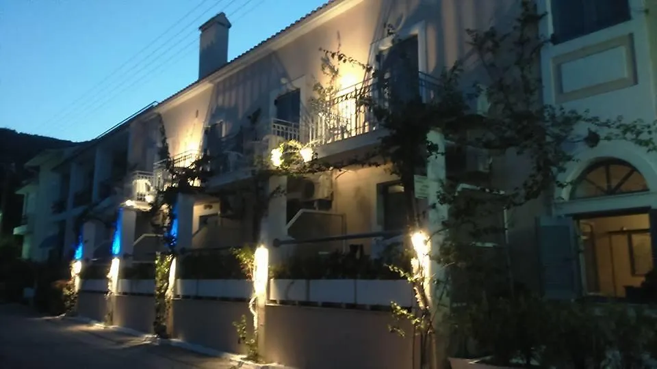 Louisa Studios Poros